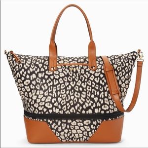 New Stella and Dot Expandable Leopard Getaway Bag